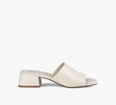 ISHA SANDAL