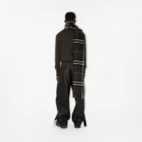 Wide Check Cashmere Scarf in Otter | Burberry® Official