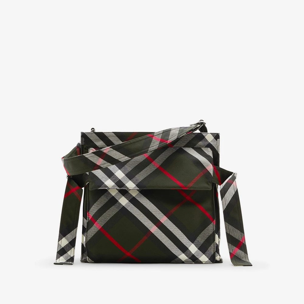 Medium Trench Tote in Loch - Men | Burberry® Official