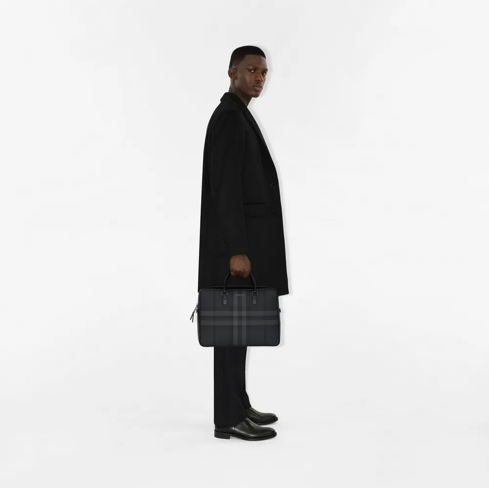 RW&CO. - Fitted Wool Coat with Tailored Collar