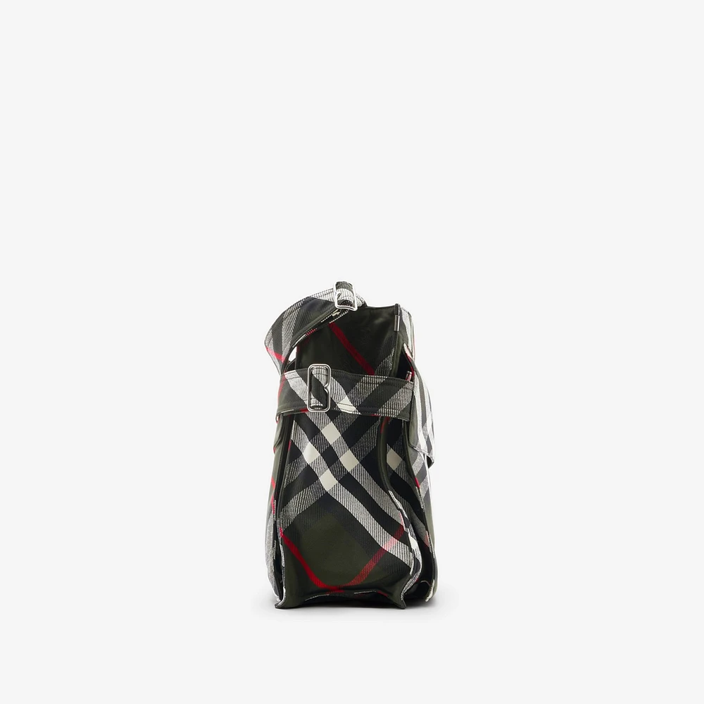 Medium Trench Tote in Loch - Men | Burberry® Official