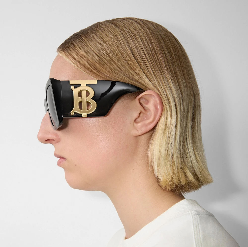 TB Square Sunglasses in Black - Women | Burberry® Official