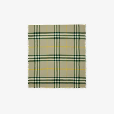 Check Wool Scarf in Hunter | Burberry® Official
