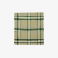 Check Wool Scarf in Hunter | Burberry® Official