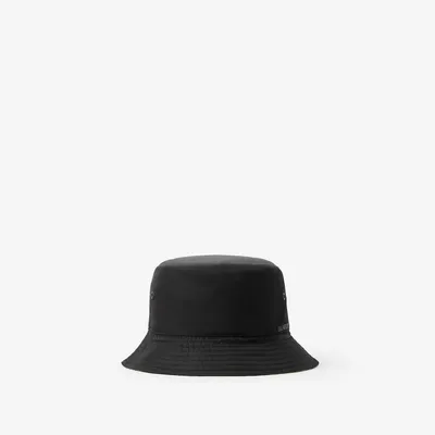 Reversible Bucket Hat in Black/archive beige - Men | Burberry® Official