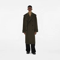 Long Castleford Trench Coat in Otter - Men, Cotton | Burberry® Official