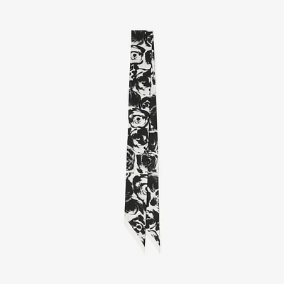 Skinny Reversible Rose Silk Scarf in Black | Burberry® Official