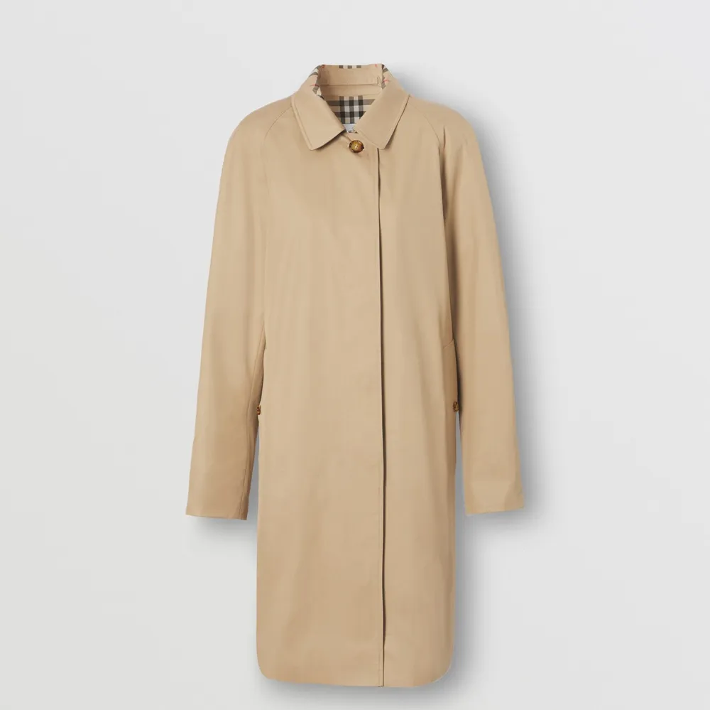 Mid-length Lightweight Camden Car Coat in Honey - Women, Cotton Gabardine | Burberry® Official