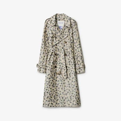 Long Daisy Lightweight Trench Coat in Eccles - Women | Burberry® Official
