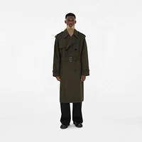 Long Castleford Trench Coat in Otter - Men, Cotton | Burberry® Official