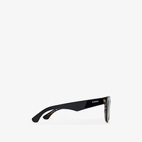 Check Square Sunglasses in Black/check | Burberry® Official