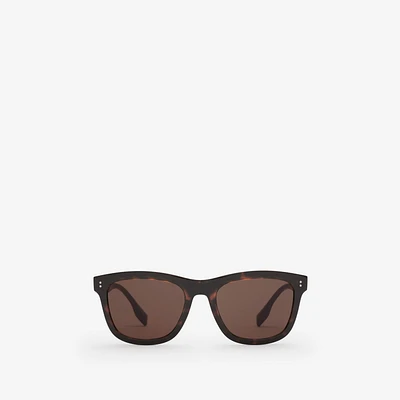 Foldable Square Frame Sunglasses in Tortoiseshell - Men | Burberry® Official