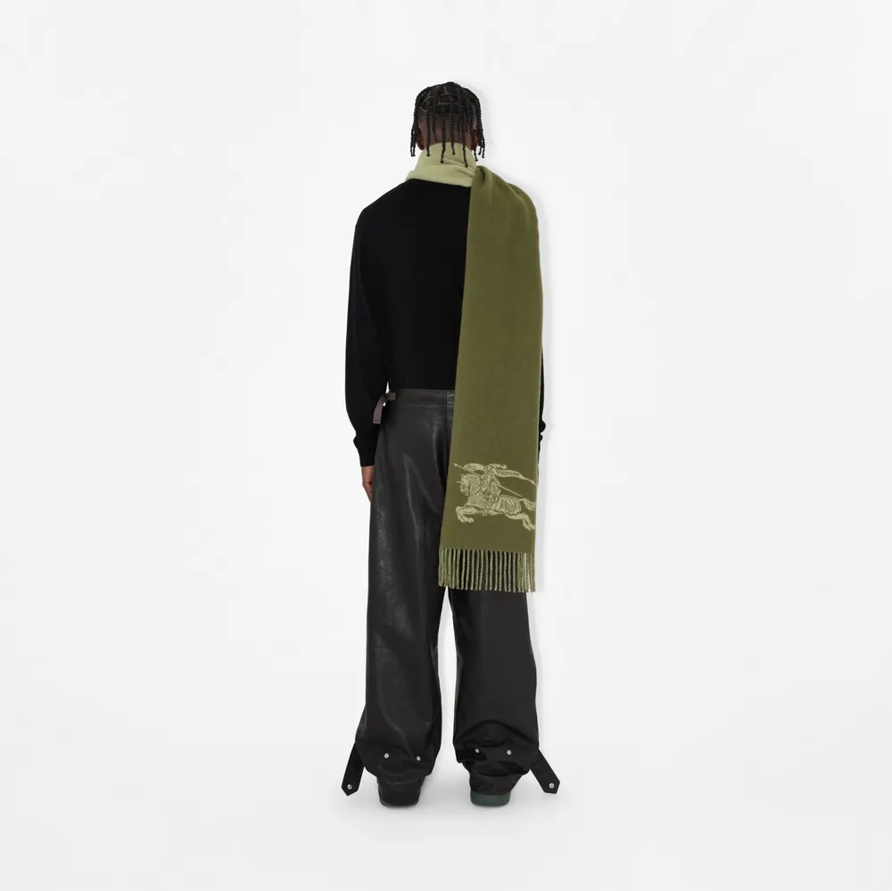 EKD Cashmere Reversible Scarf in Shrub/hunter | Burberry® Official