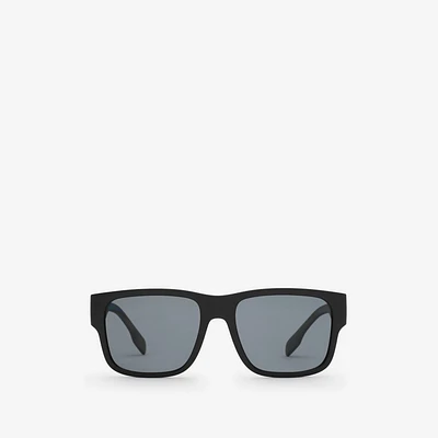 Logo Detail Square Frame Sunglasses in Black - Men | Burberry® Official