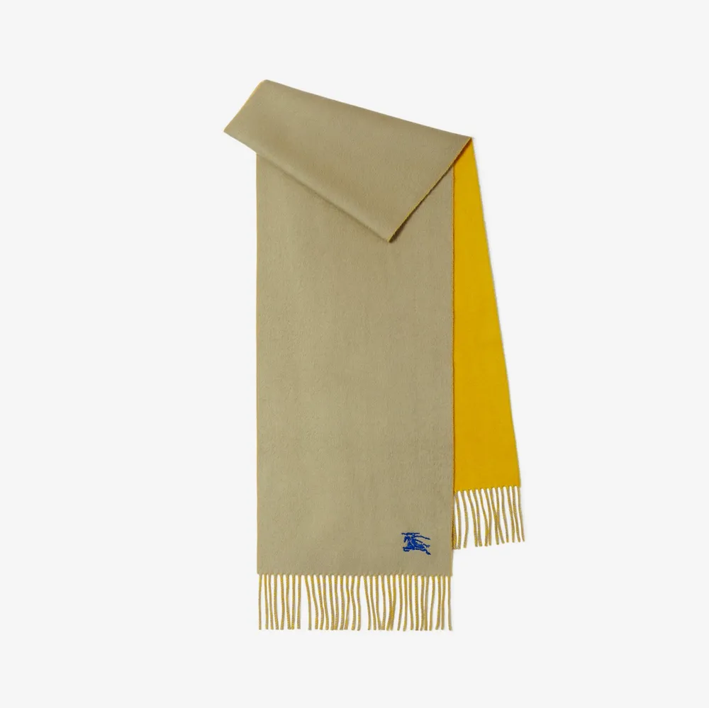 Reversible Cashmere Scarf in Hunter/pear | Burberry® Official