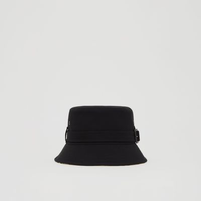 Cotton Gabardine Belted Bucket Hat Black | Burberry® Official