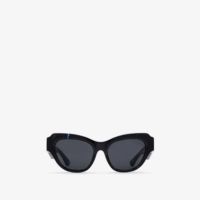 Rose Square Sunglasses in Blue havana - Women | Burberry® Official