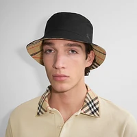 Reversible Gabardine Bucket Hat in Black/sand - Men | Burberry® Official