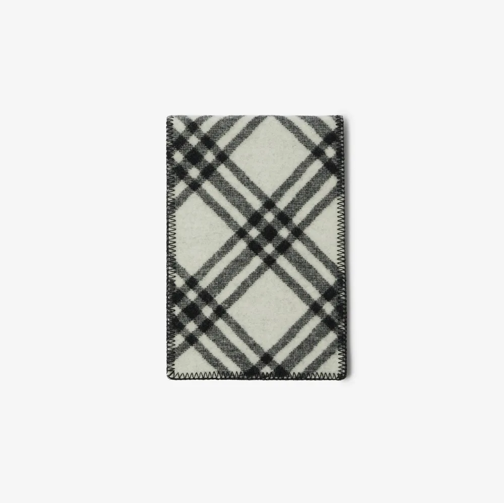Check Wool Scarf in Black | Burberry® Official