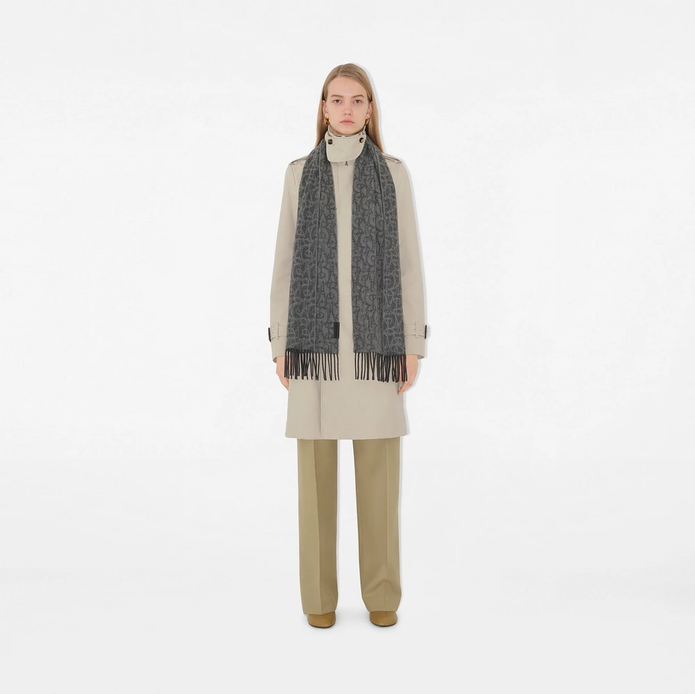 B Charm Cashmere Scarf in Iron grey | Burberry® Official