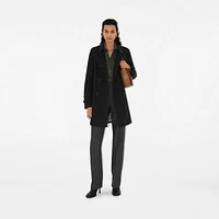 Short Chelsea Heritage Trench Coat in Black - Women, Cotton Gabardine | Burberry® Official