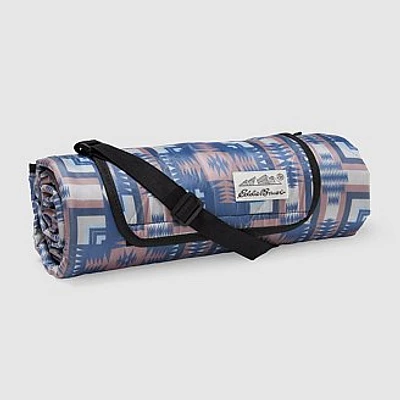 Water-Repellent Outdoor Blanket