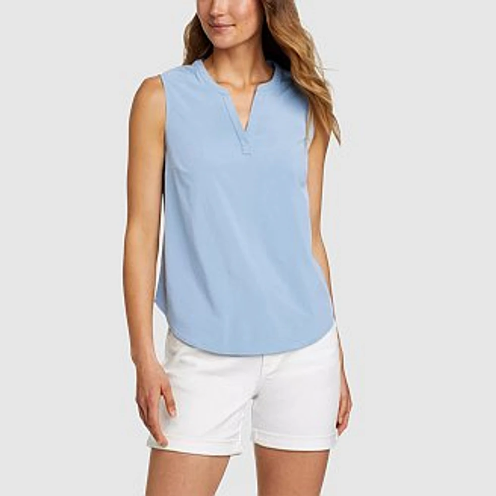 Women's Escapelite Sleeveless Split-Neck Shirt