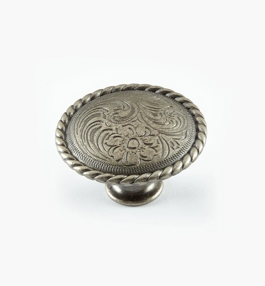 Acanthus Knobs