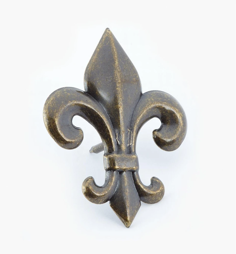 Fleur-de-Lis Clavos (Nails)