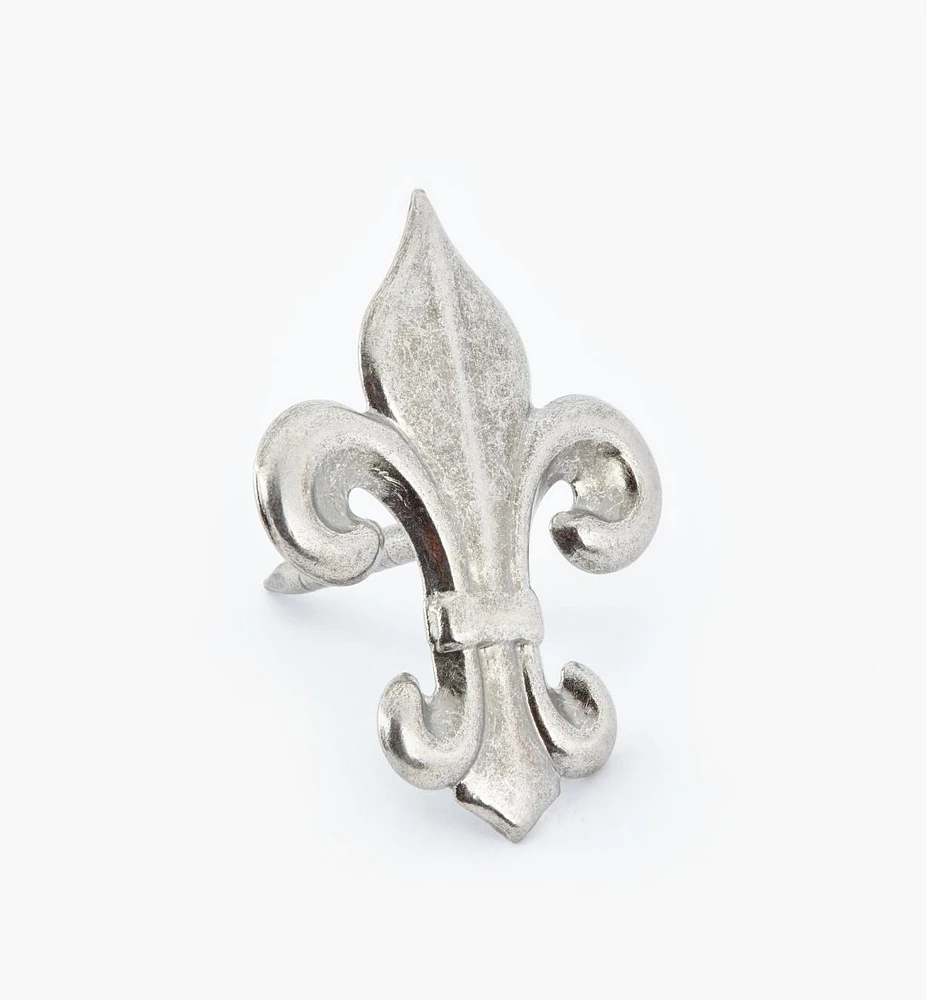 Fleur-de-Lis Clavos (Nails)