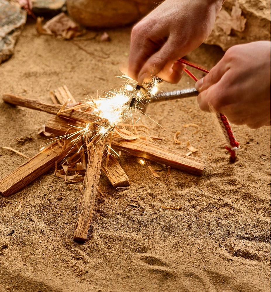 Firestarter Rod with Multi-Tool Striker