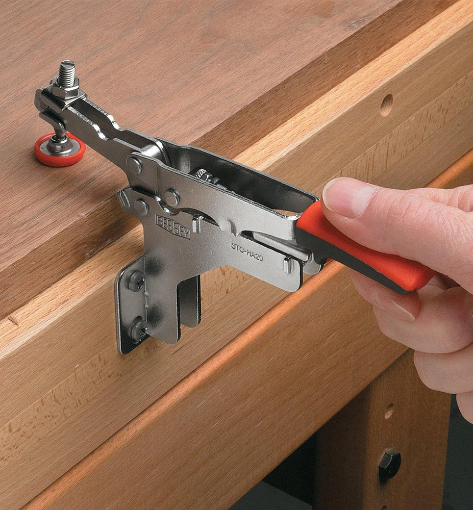 Small Bessey Perpendicular-Mount Horizontal Auto-Adjust Toggle Clamp