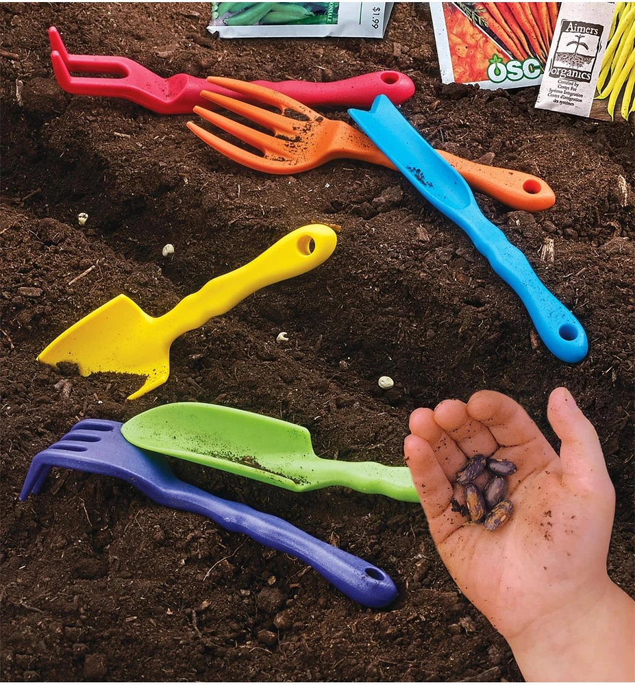 Ensemble de petits outils de jardinage