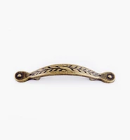 Inspirations Leaf Motif Handle