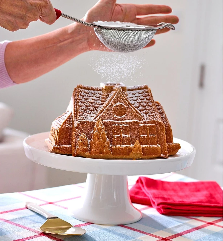 Gingerbread House Bundt Pan