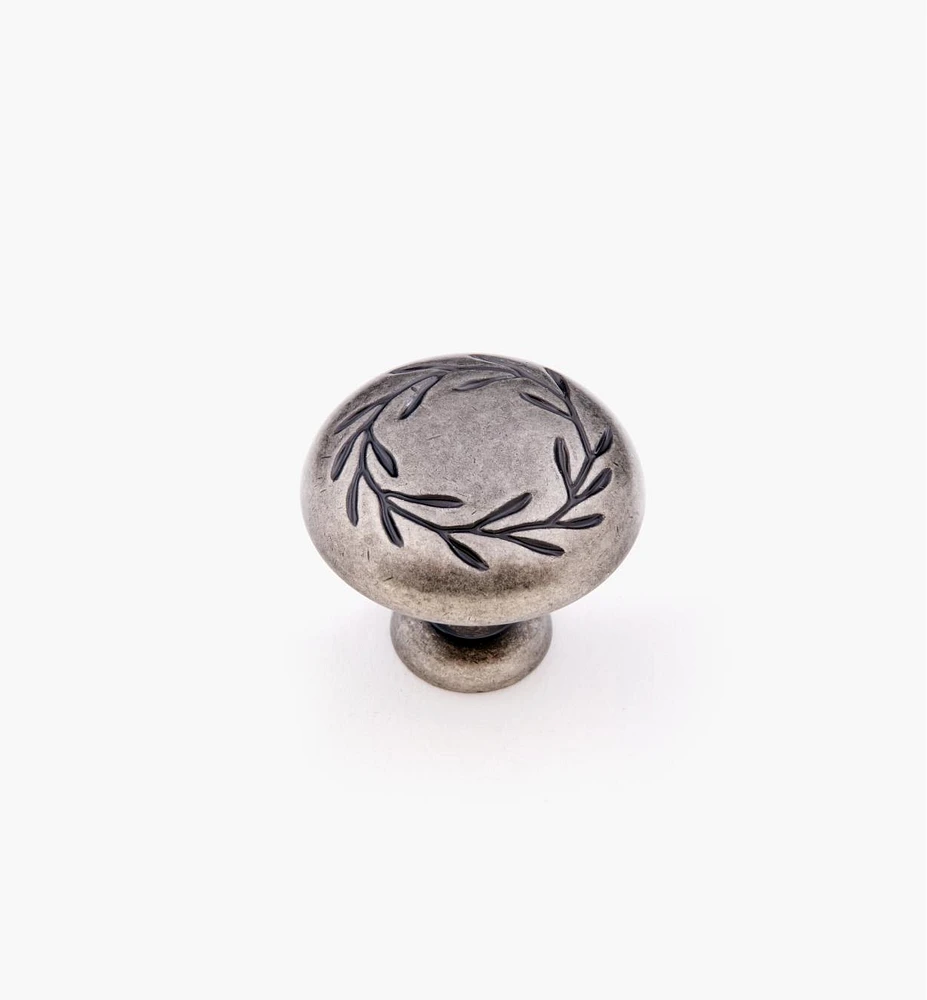 Inspirations Leaf Motif Knobs