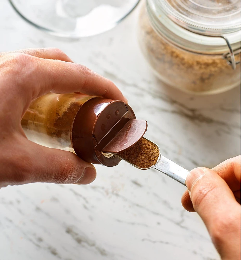 Assortiment d'essentiels pour boulanger-pâtissier