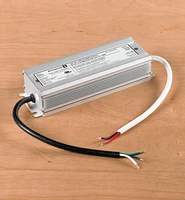 Transformateurs 24 V pour luminaires-rubans à DEL blanches et couleur réglable l'intérieur l'extérieur