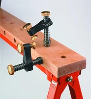 Veritas Surface Clamp