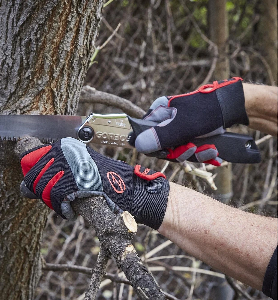 Trois paires de gants en suédine de pointure universelle