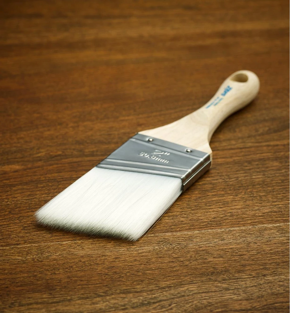 Zibra 2" Angled Stubby-Handle Brush