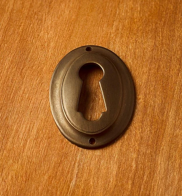 Horton Raised Plain Escutcheon