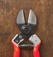 Castellari Double-Bladed Pruner