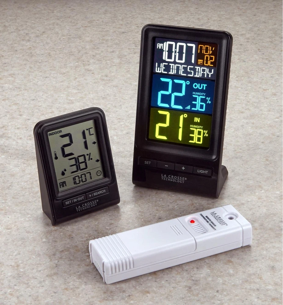 Dual-Display Indoor/Outdoor Weather Station