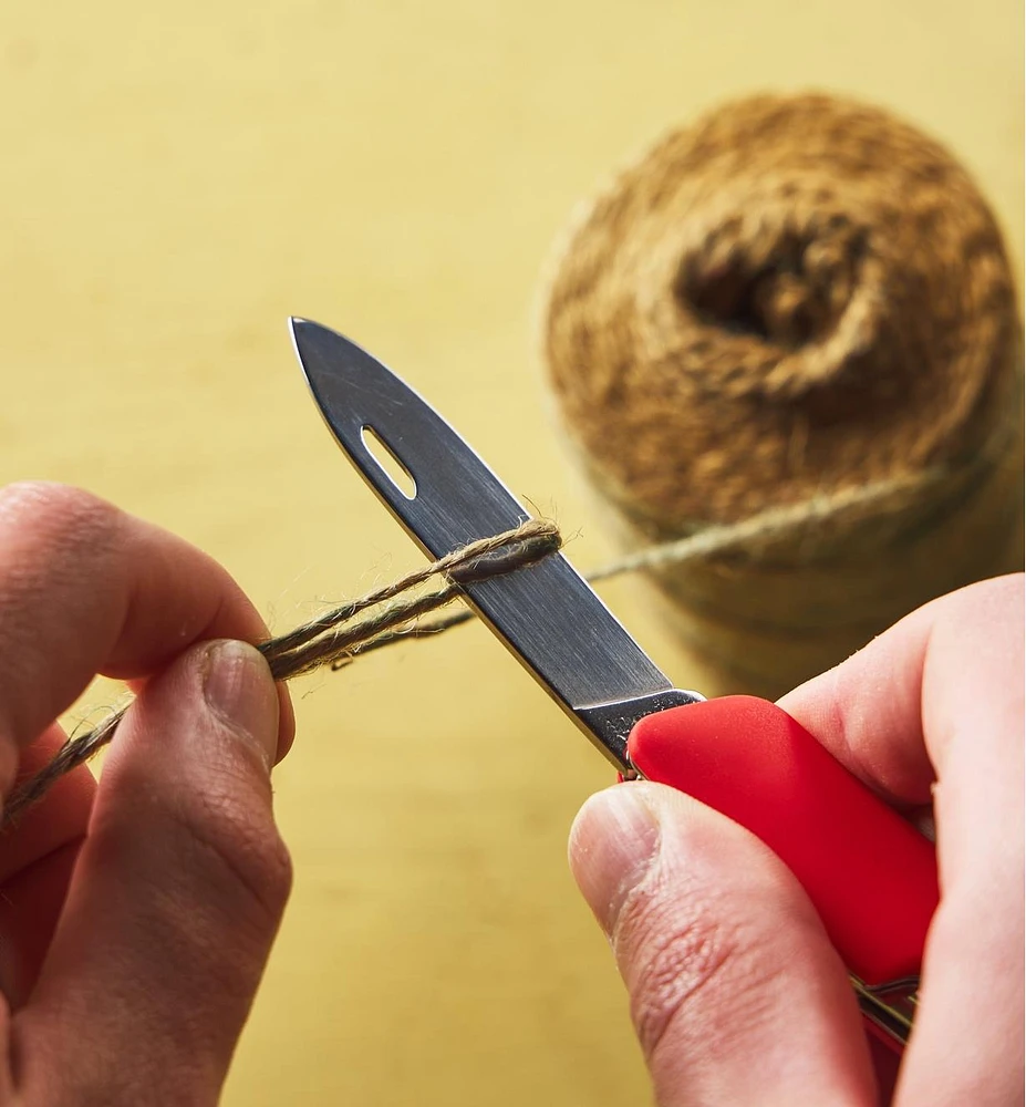 Felco Classic #2 Pruner & Pocket Knife