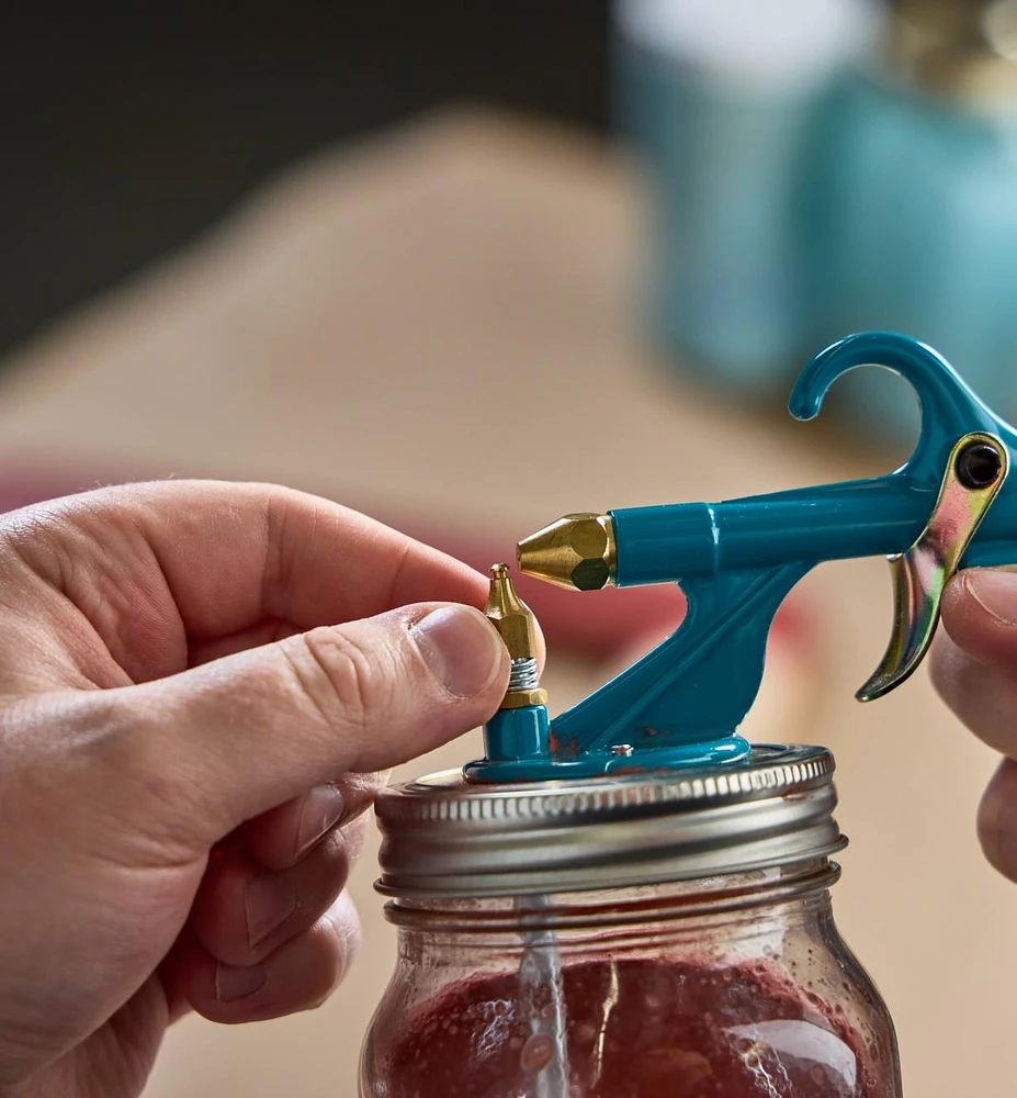 Critter Air-Powered Spray Gun