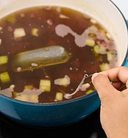 Infuseur à fines herbes et épices