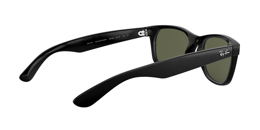 RB2132 New Wayfarer Classic