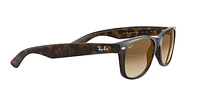 RB2132 New Wayfarer Classic