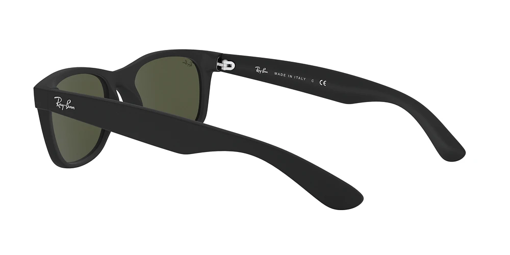 RB2132 New Wayfarer Classic